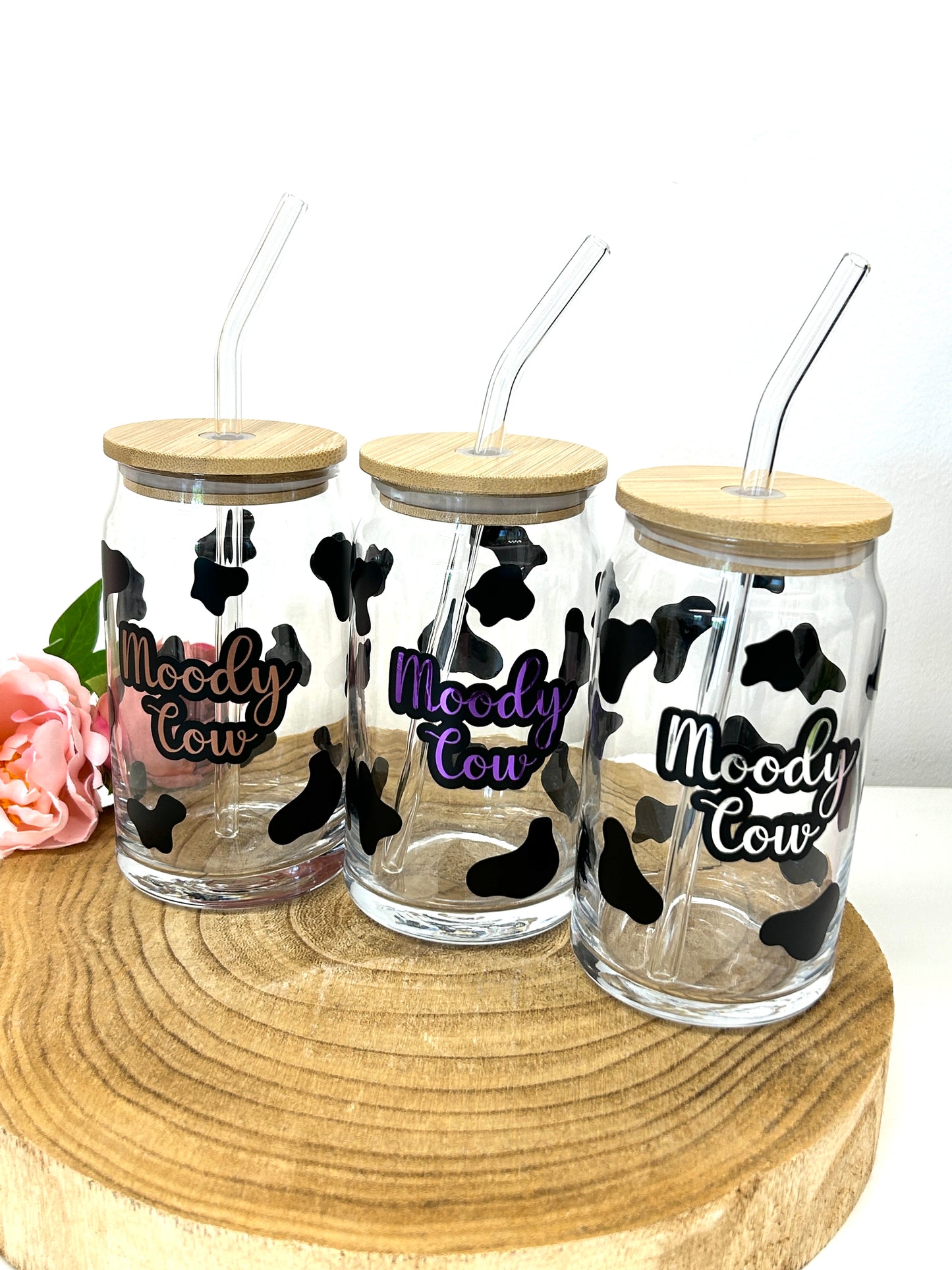 Moody cow glass with bamboo lid and straw