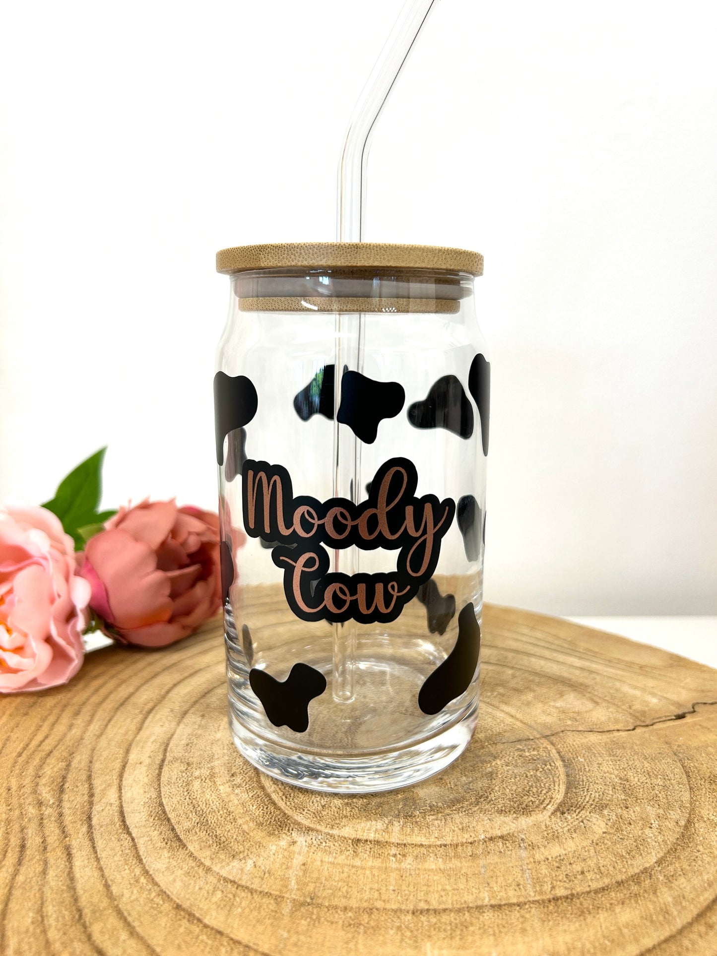Moody cow glass with bamboo lid and straw