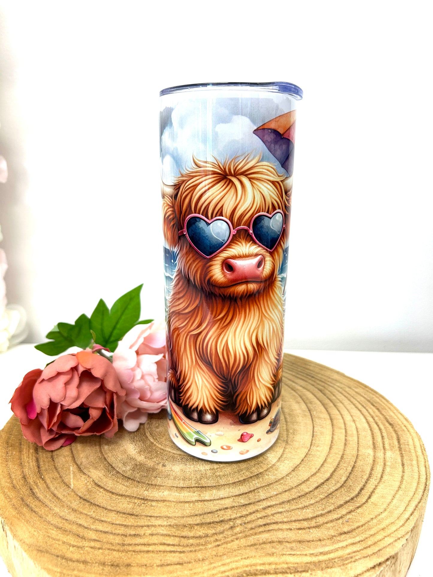 Summer highland cow drinks tumbler