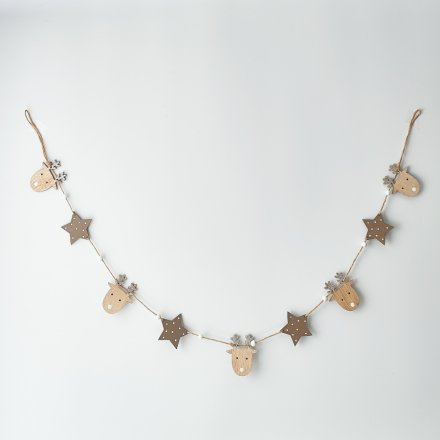 Reindeer wooden christmas garland