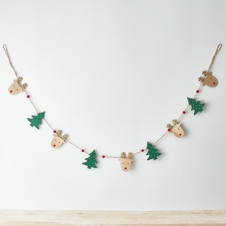 Reindeer wooden christmas garland