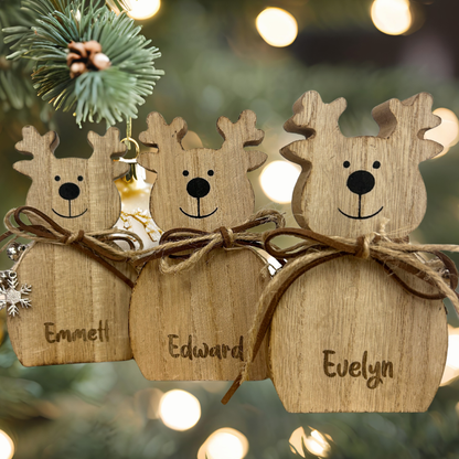 Freestanding reindeer with bell