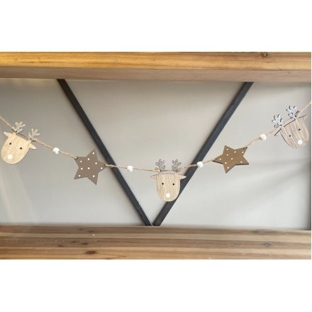 Reindeer wooden christmas garland